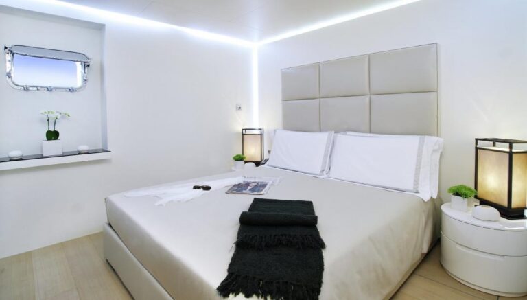 Guest Cabin