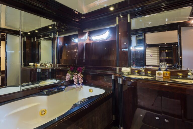 Master Suite Ensuite