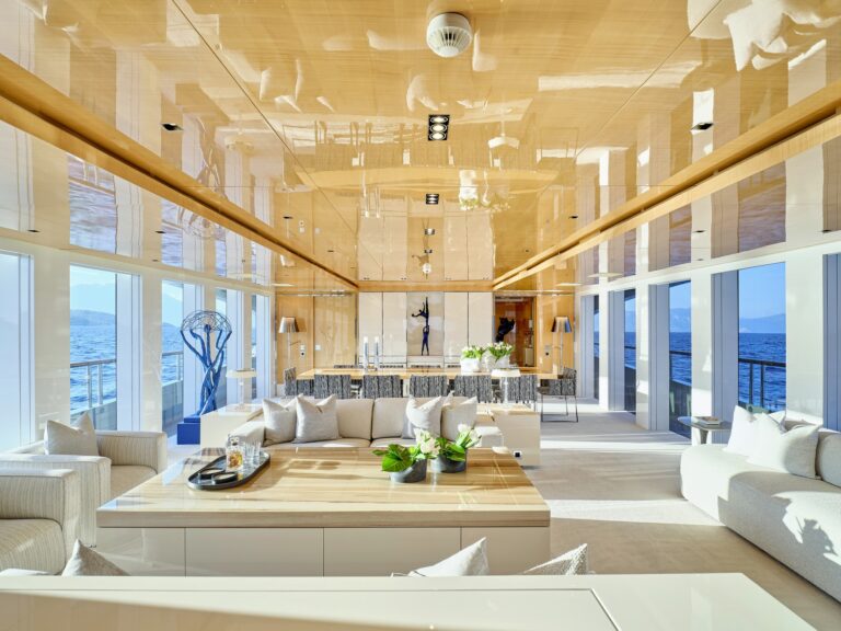 Main Salon And Dining