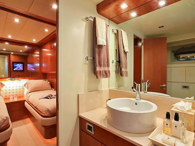 Guest Cabin