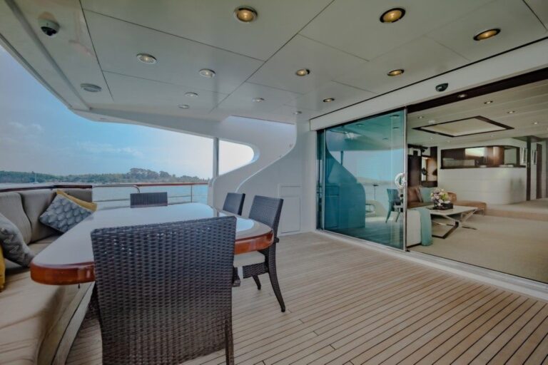 Exterior Dining Area