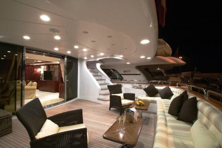 Exterior Relaxation Area
