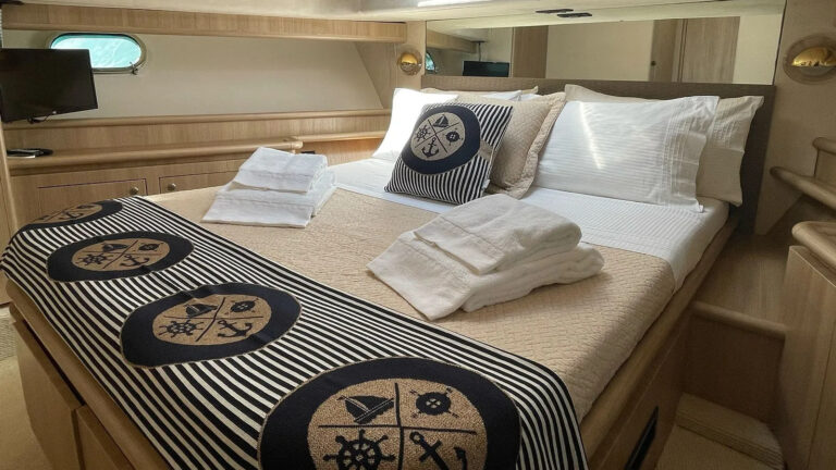 Double Cabin