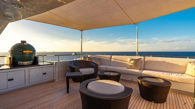 Sun Deck Seating