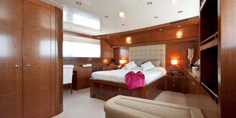 MASTER CABIN