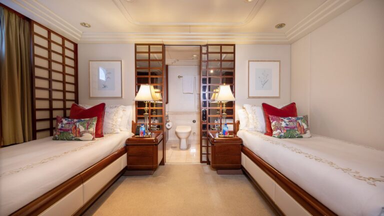 Twin Suite