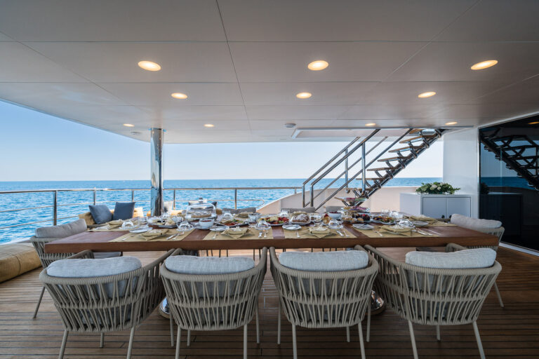 Al Fresco Dining