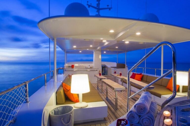 Sundeck