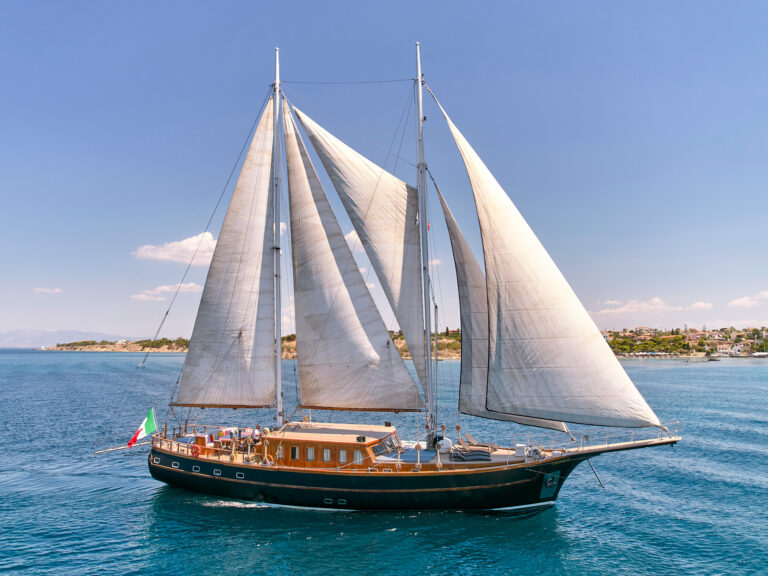 MYRA Yacht