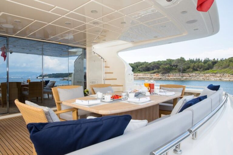 Alfresco-dining