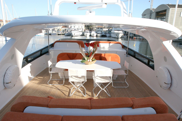 Alfresco Dining