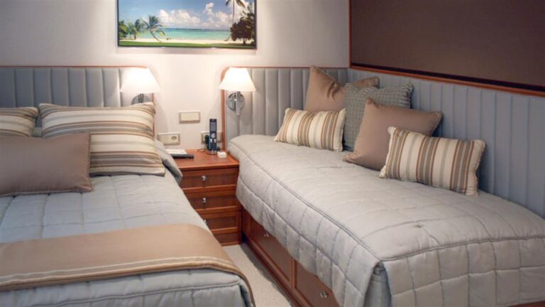 Guest Cabin