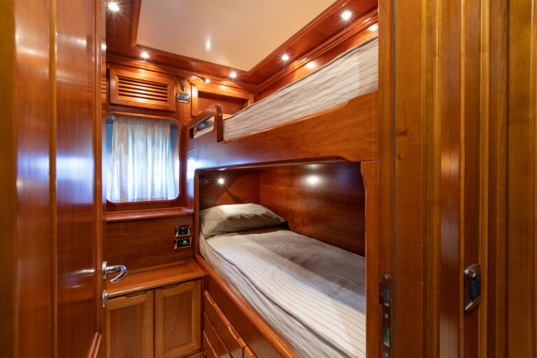 Twin Cabin