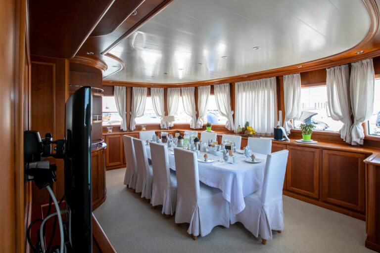 Elegant Dining Area