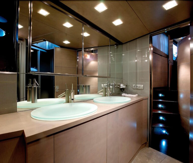 Ensuite