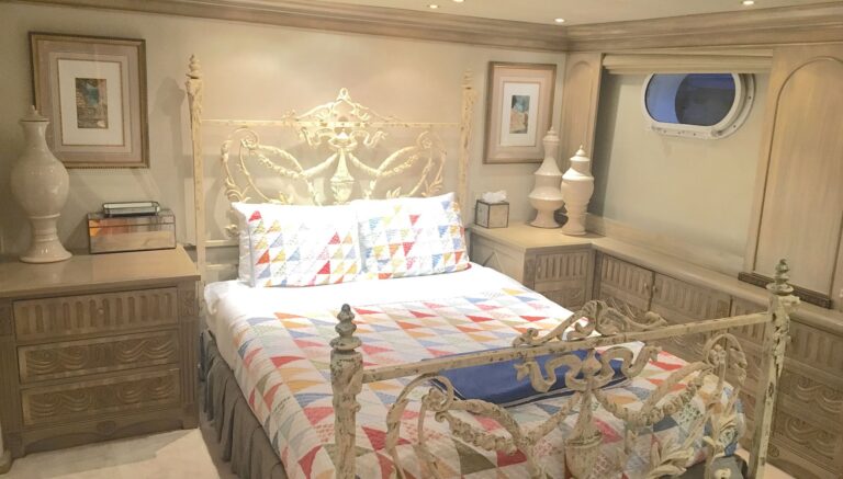 Guest Cabin