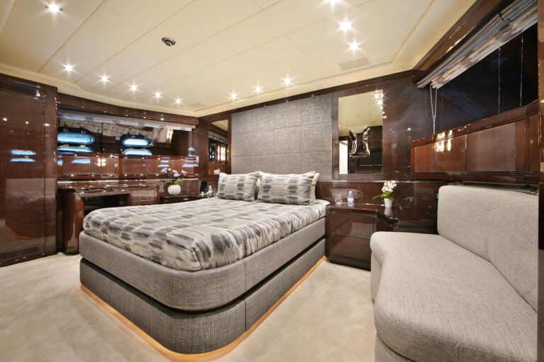 Double Cabin