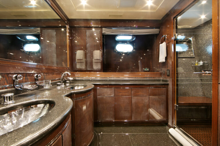 Master Ensuite Bathroom