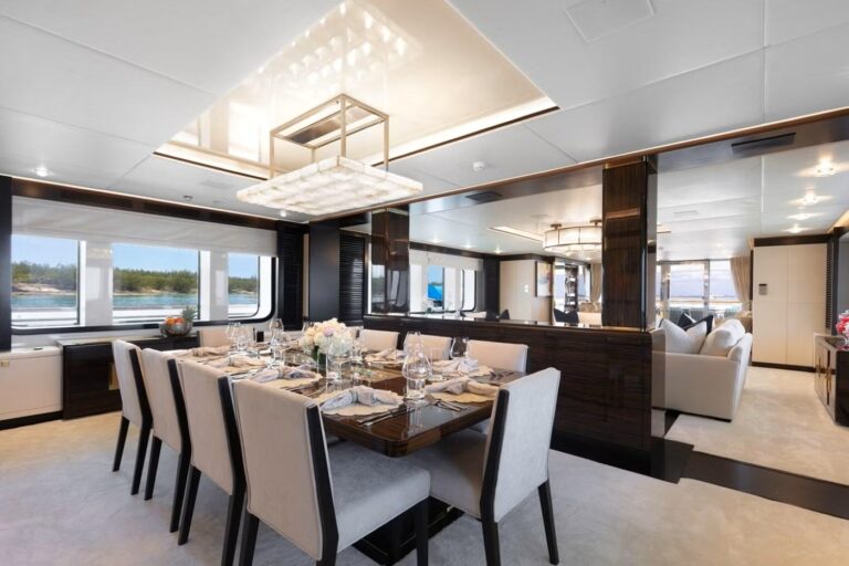 Main DIning