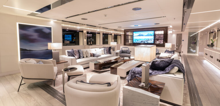 Main Deck Saloon (3)