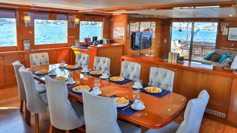 Main Dining