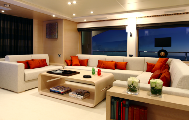 Main Salon Benetti Tradition 105 motoryacht