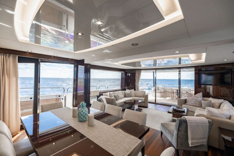 Main Salon With Dining 03