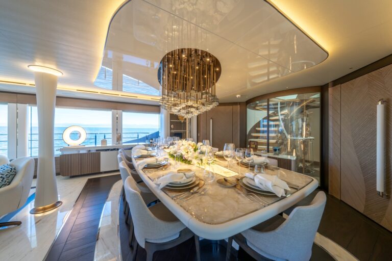 Main Saloon Dining