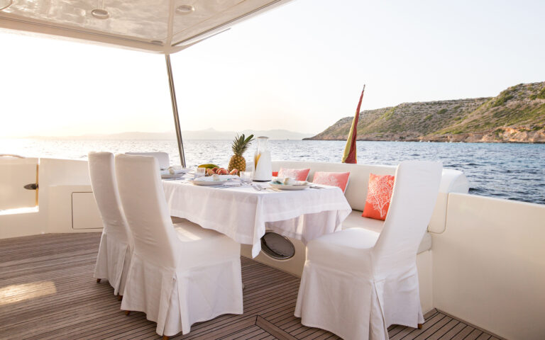 Main Deck Aft Alfresco Dining