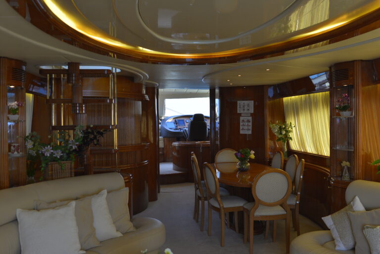 Main Salon View Forward