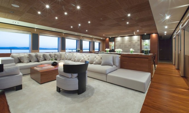 MainSalon-Papi Du Papi yacht - Photo Credits  Marc Paris