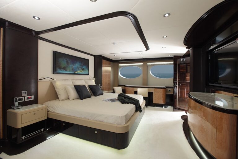 Majesty 125 Motor Yacht Owners State Room