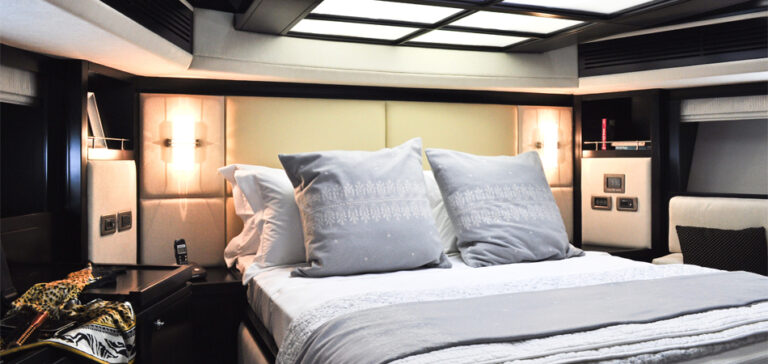 Majesty 88 Yacht - Owners Stateroom