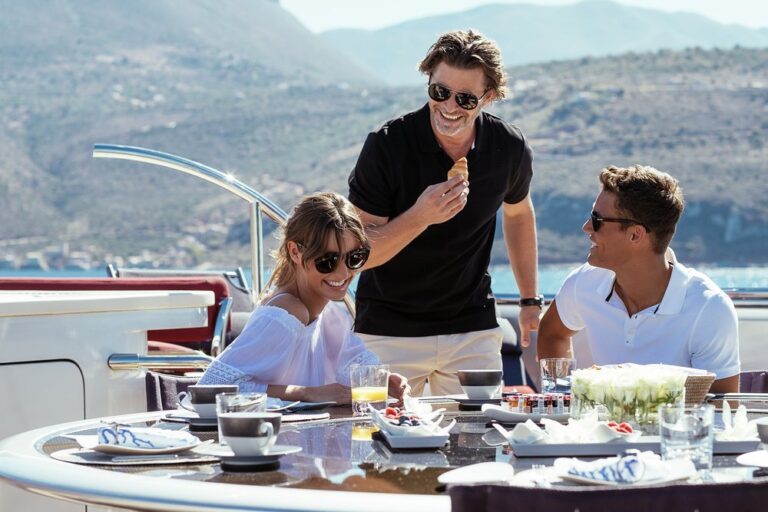 Maltese Falcon- alfresco dining
