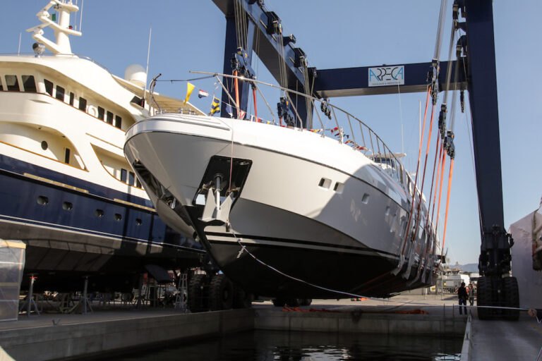 Mangusta (Overmarine)
