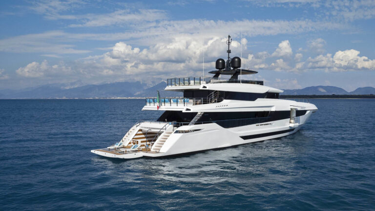 Mangusta Oceano 43 Sistership