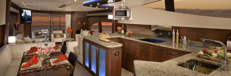 Marquis 720 Fly Yacht - Dining and Galley