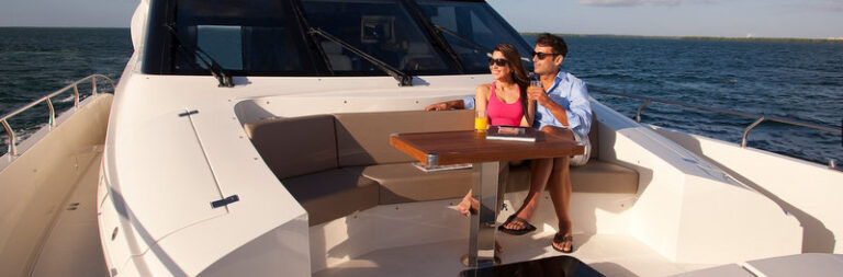 Marquis 720 Fly Yacht - Exterior