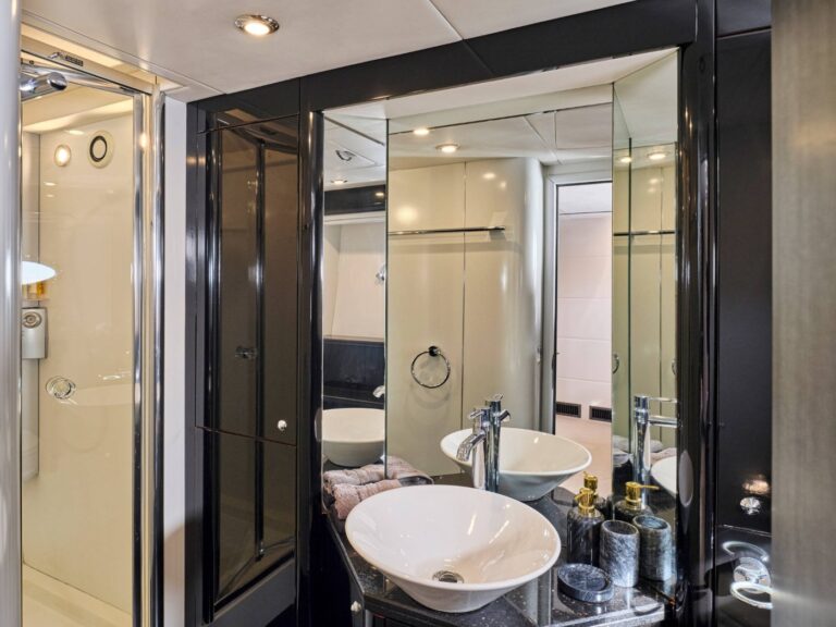Master Washroom With Bath Area