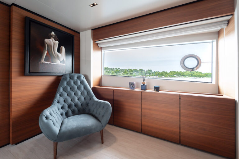Master Cabin - Lounge