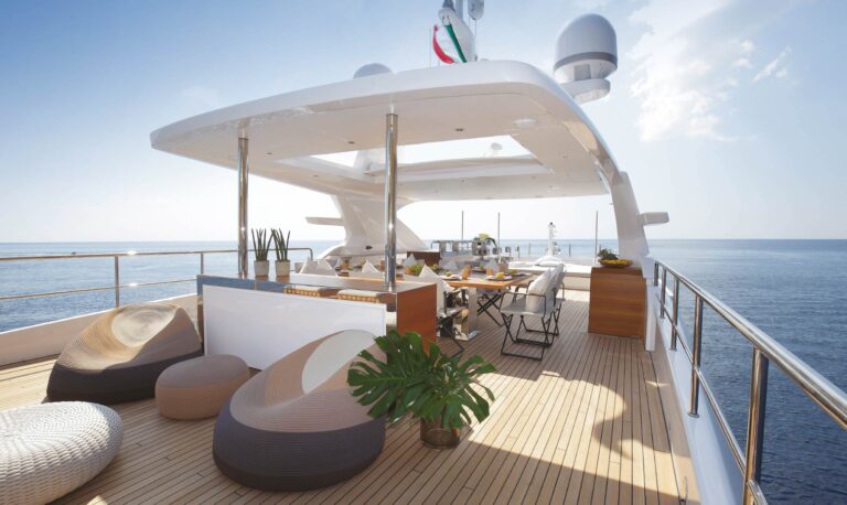 Mediterraneo 116 Yacht Oli Sun Deck