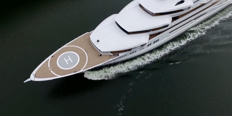 MegaYacht Amadea. Photo credit AS Flycam Kiel.de:Andreas Schuster