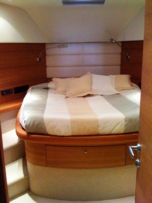 Miss Carolina -  Double Cabin