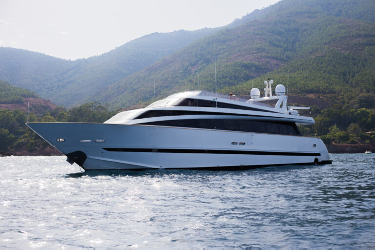 Mondomarine Motor Yacht CHAMADE - Port View