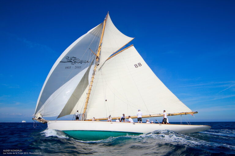 Moonbeam Of Fife Les Voiles De Saint-Tropez