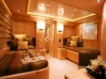 More - Twin Cabin 1