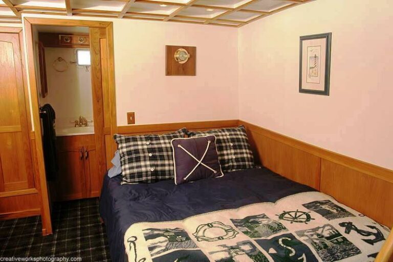 Morning Mist - VIP Cabin