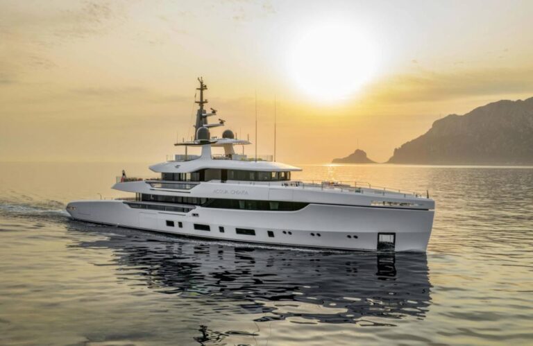 Motor Yacht ACQUA CHIARA