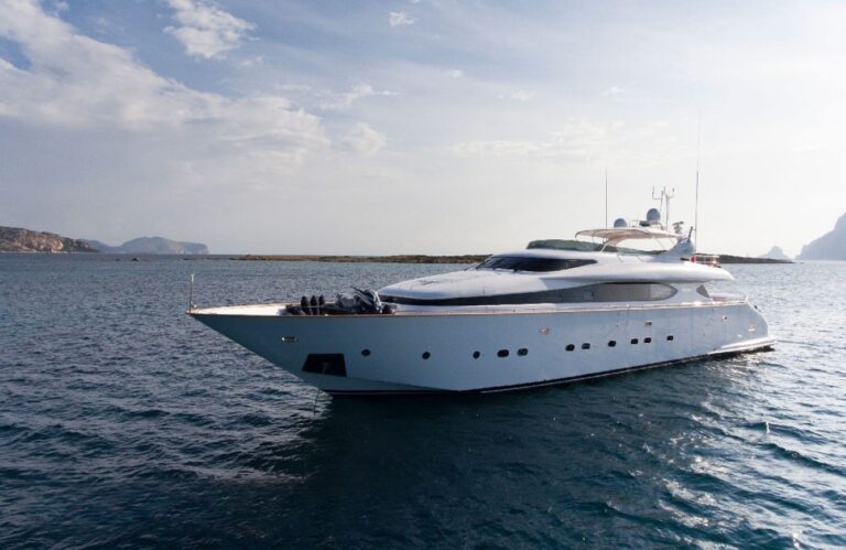 Motor Yacht AMAYA
