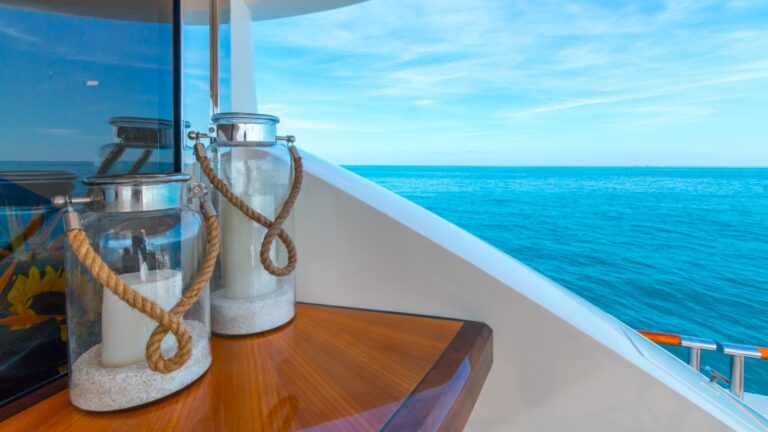 Motor Yacht CARPE DIEM - Detail